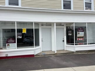 Plus de détails pour 198 University Ave, Lowell, MA - Commerce de détail à louer