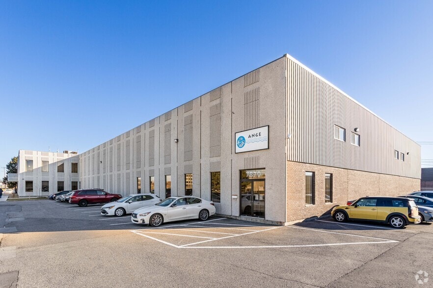 7850 Rte Transcanadienne, Montréal, QC for lease - Building Photo - Image 2 of 4