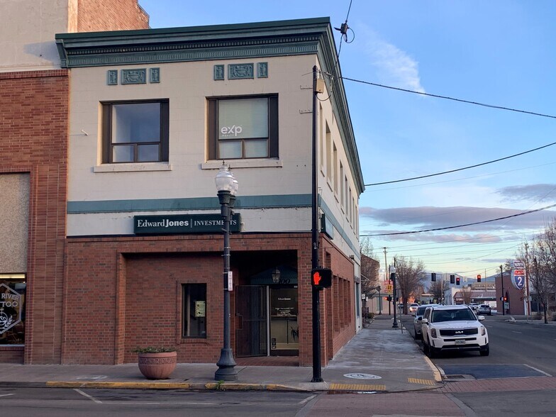 700 Main St, Klamath Falls, OR à vendre - Photo du bâtiment - Image 3 de 6