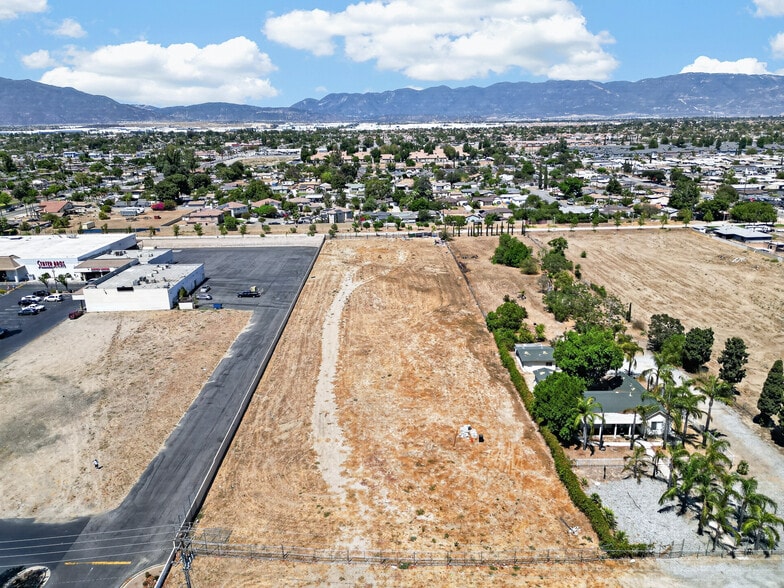 18100 Arrow Blvd, Fontana, CA for sale - Aerial - Image 3 of 10
