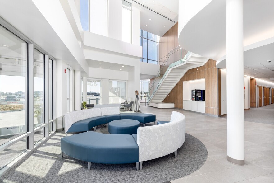 354 23rd E ave, West Fargo, ND à louer - Photo intérieure - Image 2 de 5