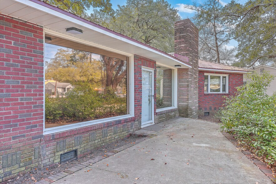 1251 Remount Rd, North Charleston, SC à louer - Photo du bâtiment - Image 1 de 30