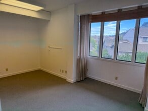 26607-26625 Carmel Center Pl, Carmel, CA à louer Photo intérieure- Image 1 de 5