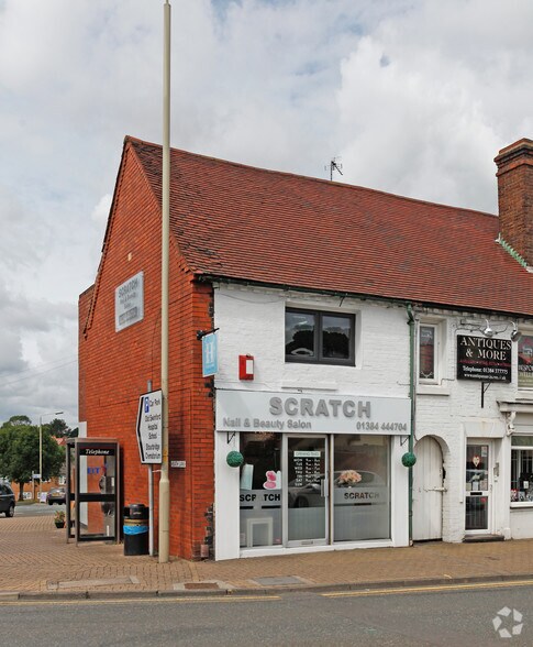 114 Hagley Rd, Stourbridge à louer - Photo principale - Image 1 de 15