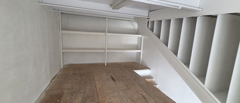 1133 Industrial Blvd, Naples, FL for lease - Interior Photo - Image 2 of 8