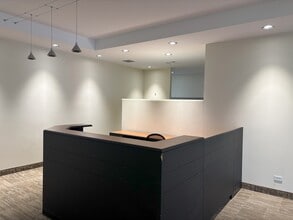 630 6th Ave SW, Calgary, AB for lease Interior Photo- Image 2 of 4