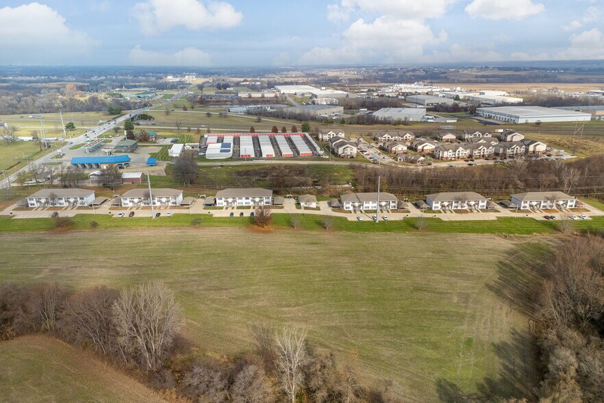 2301 S Riverside Rd, Saint Joseph, MO à vendre - Aérien - Image 3 de 10