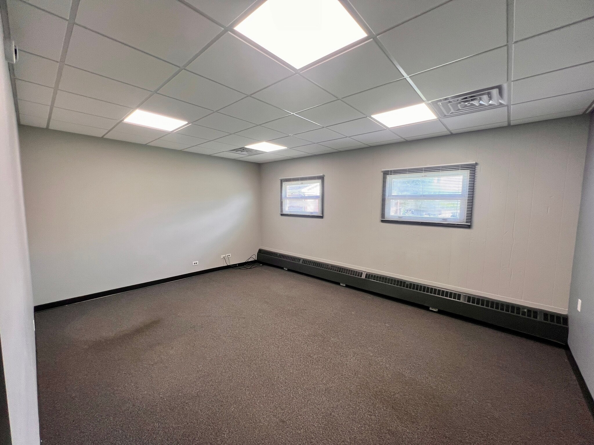 70 Us Highway 45, Grayslake, IL for lease Interior Photo- Image 1 of 1
