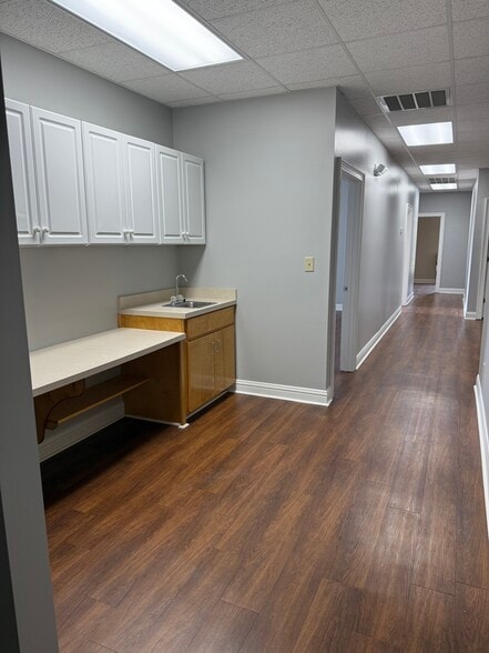 470-478 Mcqueen Smith Rd, Prattville, AL à louer - Photo intérieure - Image 3 de 5