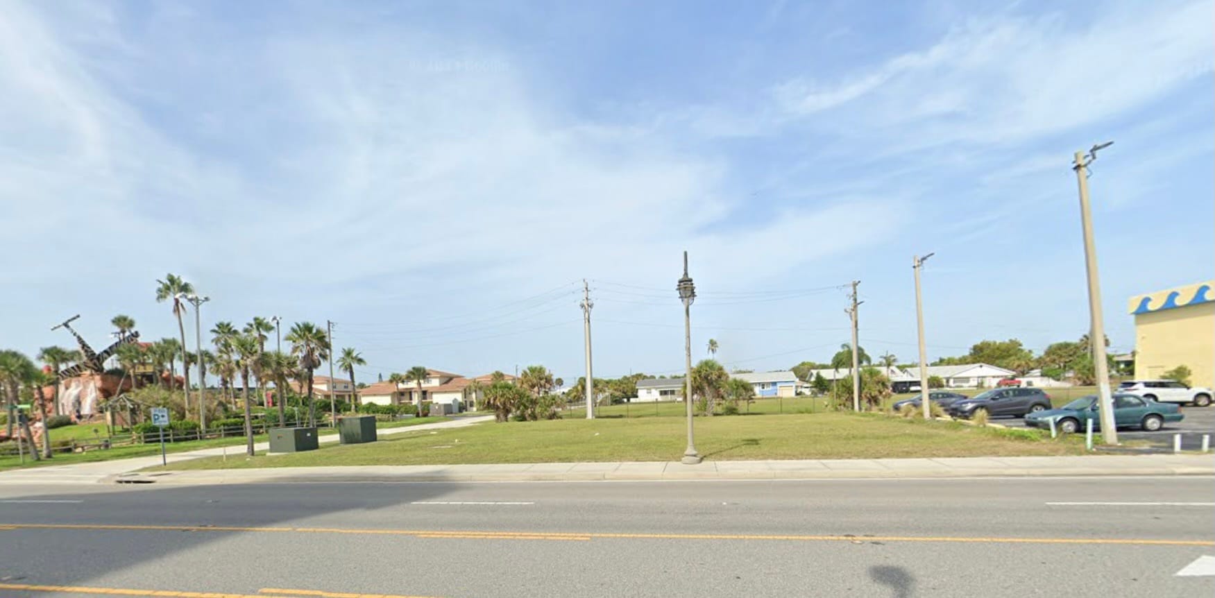 2060 S Atlantic Ave, Daytona Beach, FL for lease Primary Photo- Image 1 of 2