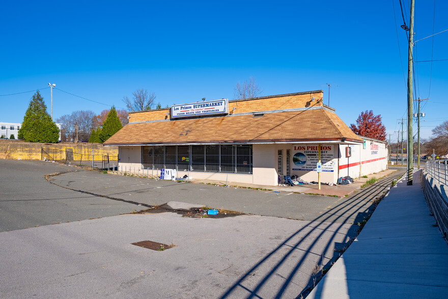 1109 E Main St, Durham, NC for sale - Building Photo - Image 1 of 15