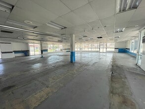 6161 Lincoln Ave, Buena Park, CA for lease Interior Photo- Image 1 of 6