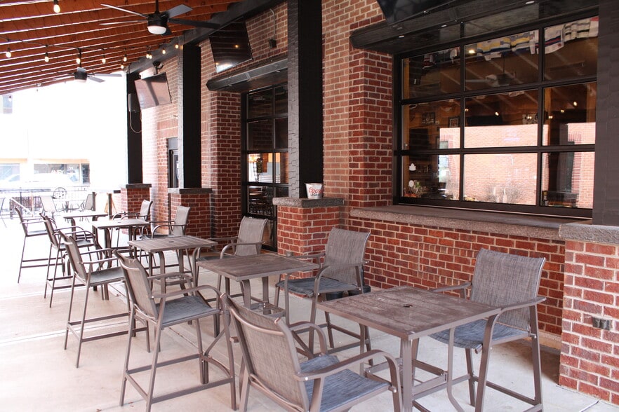 88 S Main St, Fond Du Lac, WI for sale - Building Photo - Image 3 of 18