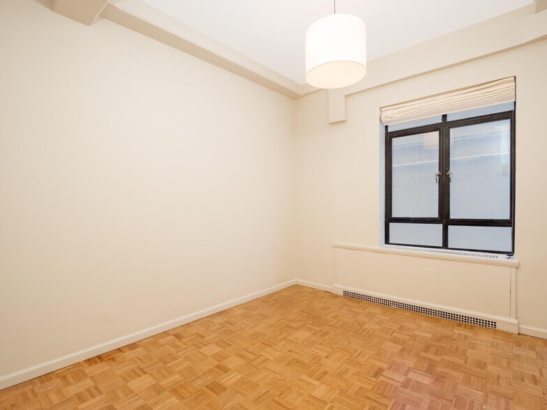 115 Central Park W, New York, NY for lease - Interior Photo - Image 3 of 15