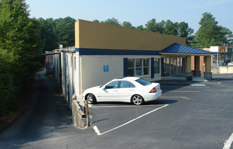 3393 Lawrenceville Hwy, Tucker, GA for lease - Primary Photo - Image 1 of 17