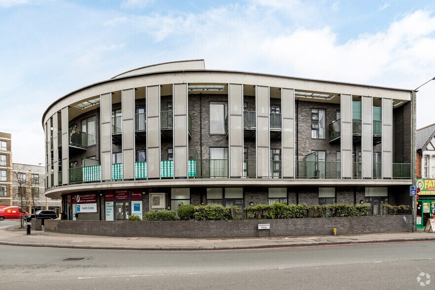 308 Thornton Rd, Croydon à vendre - Photo du bâtiment - Image 2 de 3