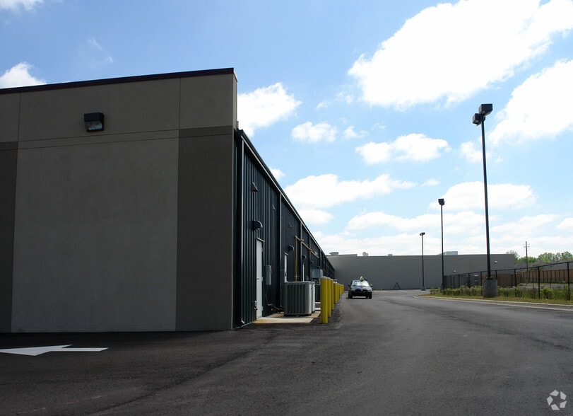 1101 Southview Ln, Tuscaloosa, AL for lease - Building Photo - Image 2 of 4