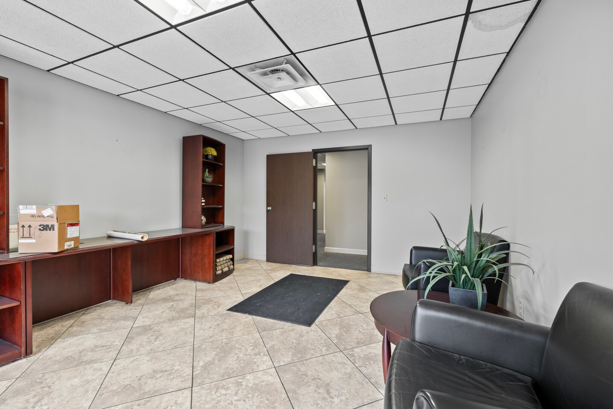 7525 Pingue Dr, Worthington, OH for lease Building Photo- Image 1 of 24