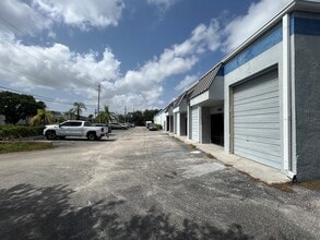 1934-1940 Church St, West Palm Beach, FL for lease Interior Photo- Image 2 of 6