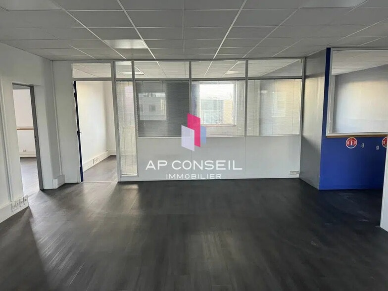 Industriel dans La Verrière à louer - Photo intérieure - Image 3 de 4