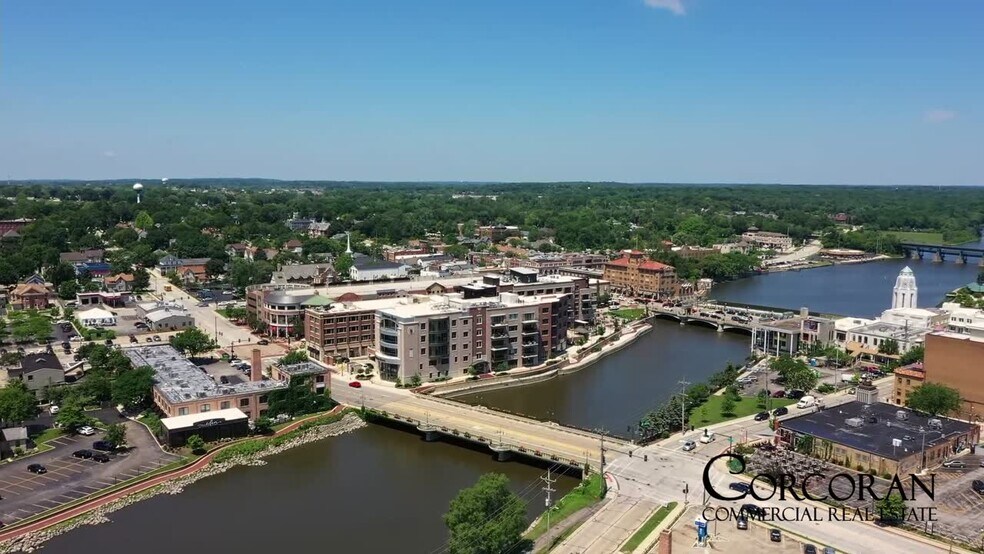 S 1st St, St Charles, IL à louer - Vidéo sur l’inscription commerciale - Image 2 de 12