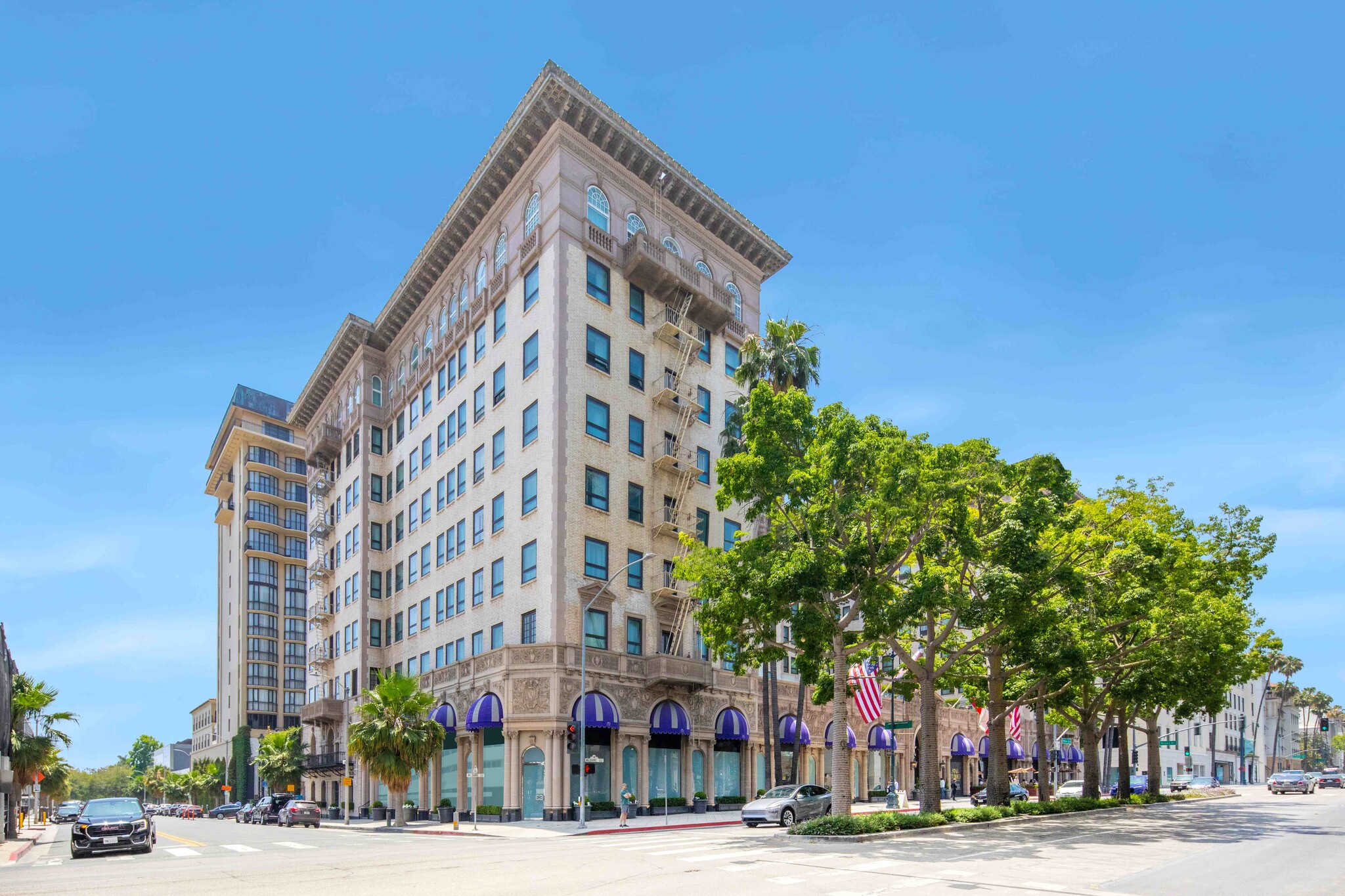 9500-9504 Wilshire Blvd, Beverly Hills, CA for lease Building Photo- Image 1 of 12
