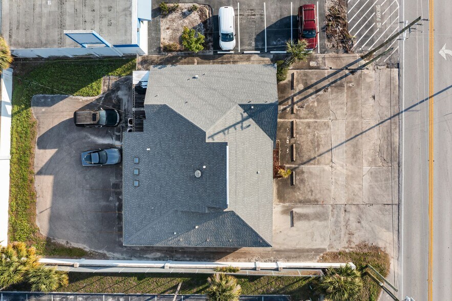 150 N Banana River Dr, Merritt Island, FL à vendre - Photo du bâtiment - Image 3 de 28