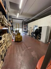 Industriel dans Gennevilliers à louer Photo du bâtiment- Image 2 de 37