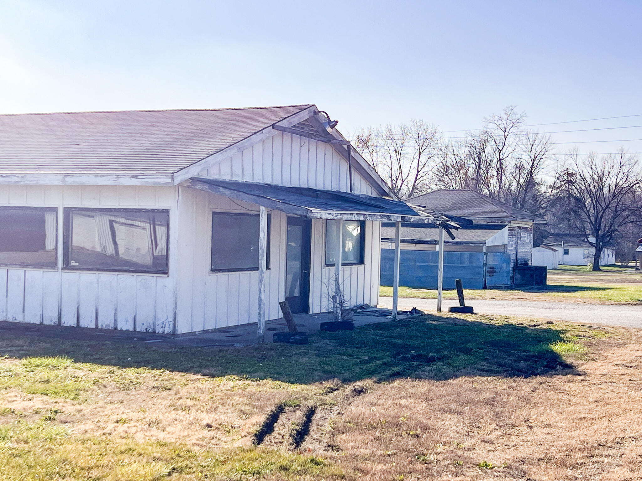 201 N 5th St, Garden City, MO for sale Primary Photo- Image 1 of 2