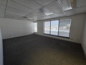 4015 Belt Line Rd, Addison, TX for lease Interior Photo- Image 1 of 3