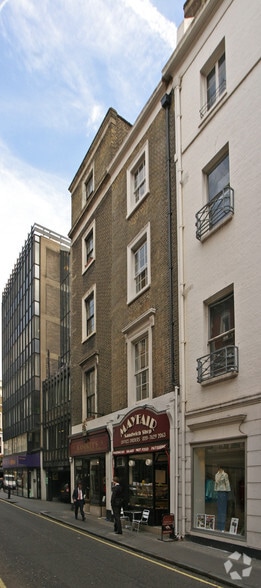 7 Stafford St, Londres à vendre - Photo du bâtiment - Image 3 de 9