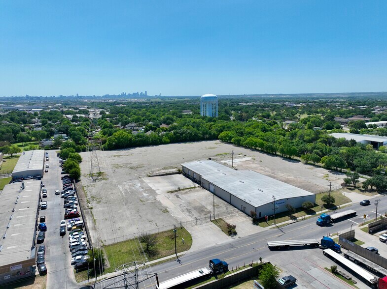 324 N Nursery Rd, Irving, TX à vendre - Photo du bâtiment - Image 3 de 35