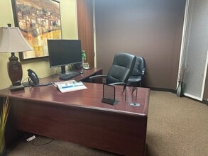 101 W Ohio St, Indianapolis, IN for lease Interior Photo- Image 1 of 2