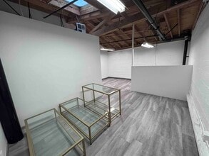 300 S Raymond Ave, Pasadena, CA for lease Interior Photo- Image 2 of 3