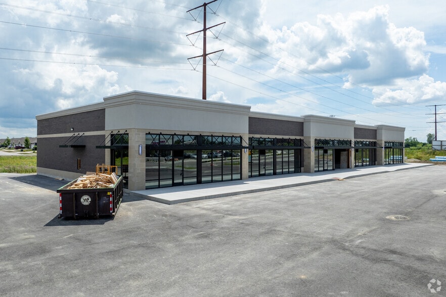 10271 Calumet Ave, Dyer, IN à louer - Photo du bâtiment - Image 2 de 3