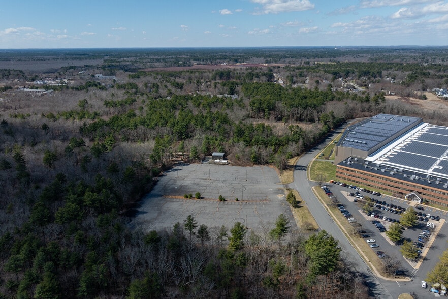 40 United Dr, West Bridgewater, MA for lease - Aerial - Image 3 of 3