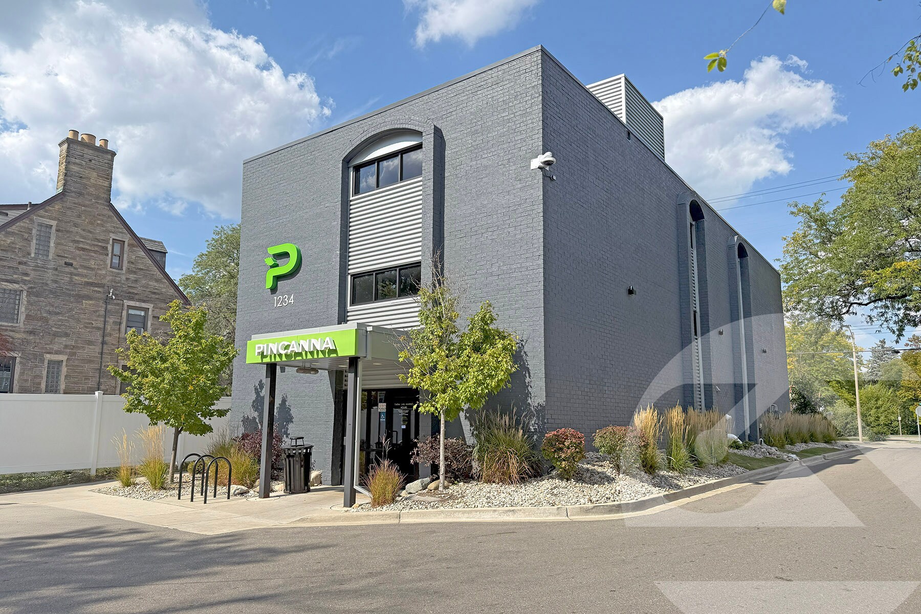 1234 E Grand River Ave, East Lansing, MI for sale Primary Photo- Image 1 of 2