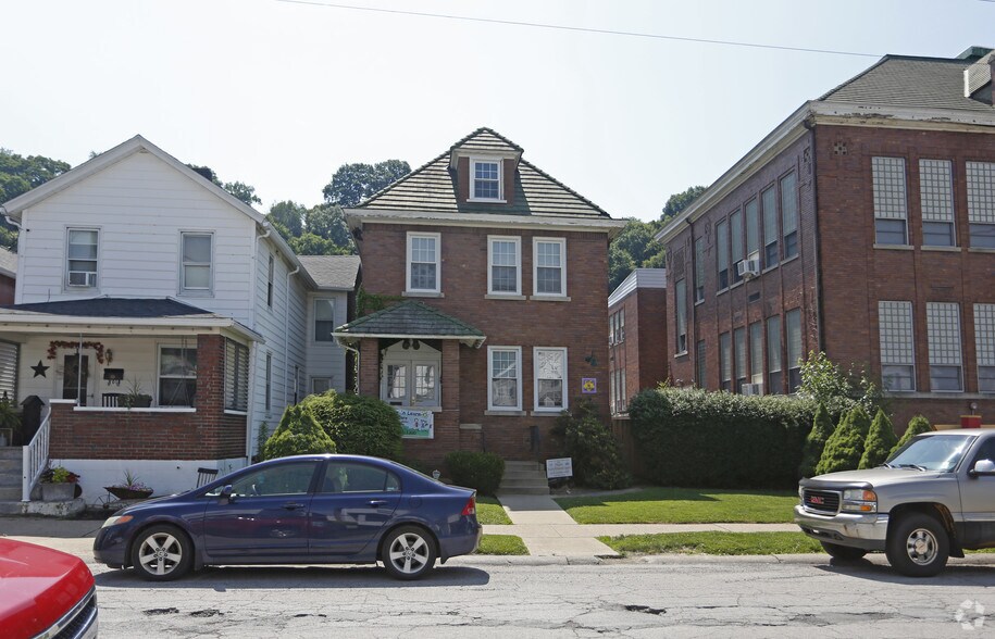 1016 6th Ave, Ford City, PA for sale - Primary Photo - Image 2 of 2