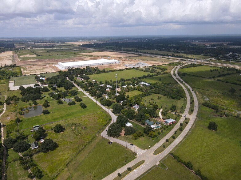 18920 Old Mueschke Rd, Tomball, TX à vendre - Photo du bâtiment - Image 3 de 3