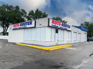 Plus de détails pour 2215 S Dort Hwy, Flint, MI - Vente au détail à louer