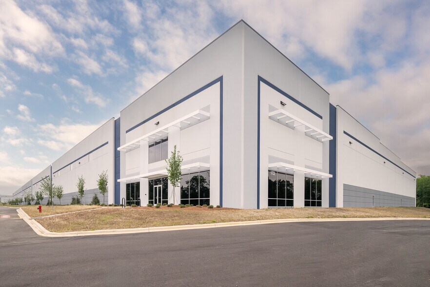172 Pitts School Rd SW, Concord, NC for lease - Building Photo - Image 2 of 11