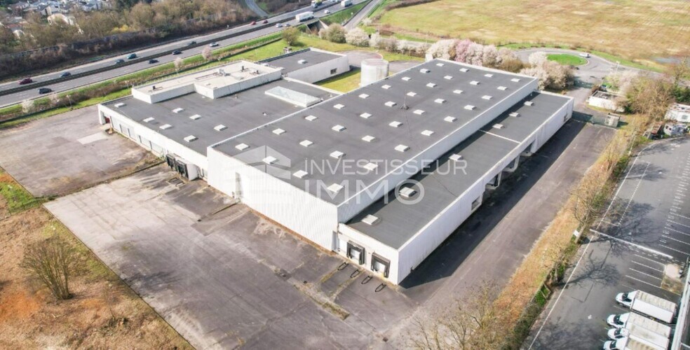 Industrial in Croissy Beaubourg for lease - Aerial - Image 3 of 12