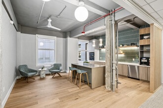 369 Pine St, San Francisco, CA à louer Photo intérieure- Image 1 de 4