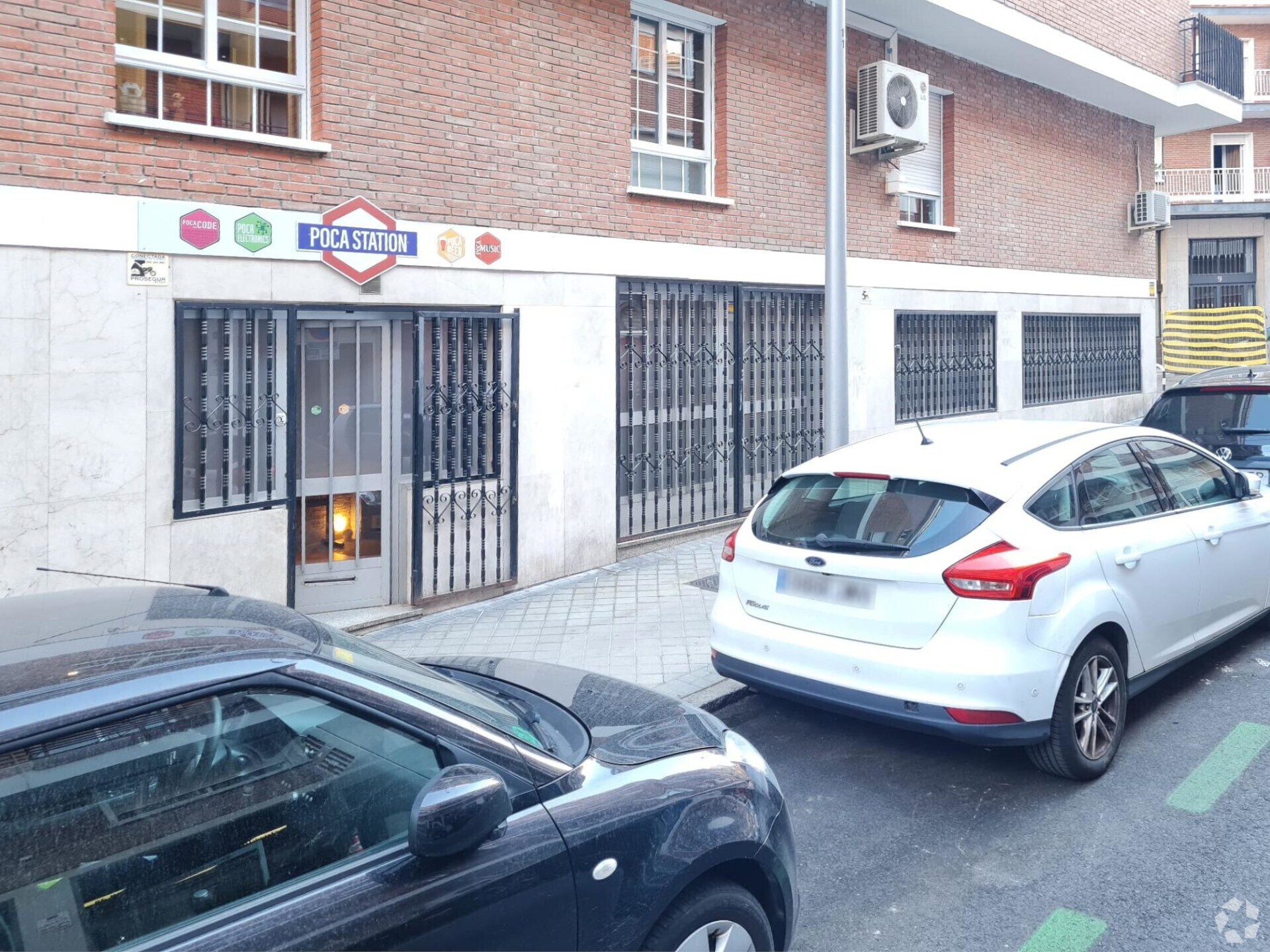 Multifamily in Madrid, Madrid for sale Interior Photo- Image 1 of 2