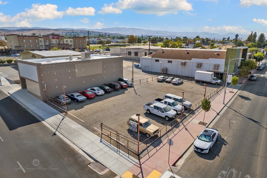 601 Center, Taft, CA à vendre - Photo du bâtiment - Image 1 de 2