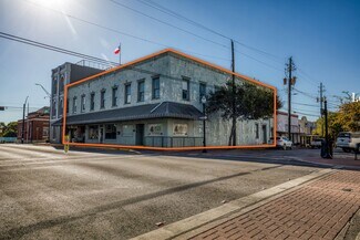 Plus de détails pour 214 E Main St, Brenham, TX - Bureau à vendre