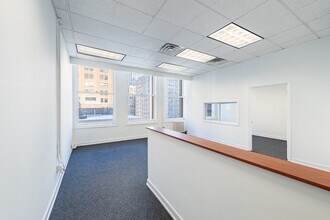 29 E Madison St, Chicago, IL à louer Photo intérieure- Image 2 de 4