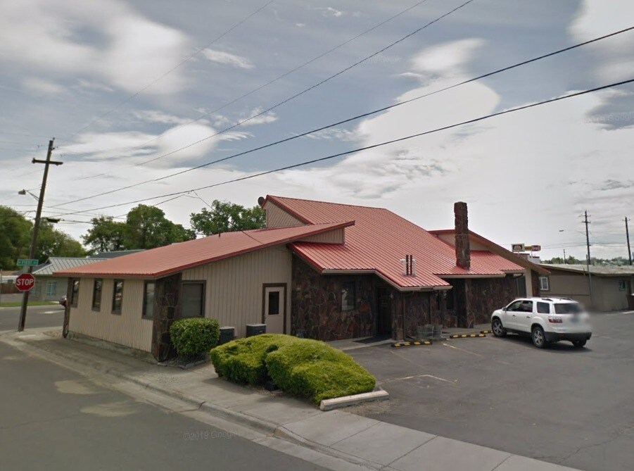 985 N 1st St, Hermiston, OR à louer Photo du bâtiment- Image 1 de 11