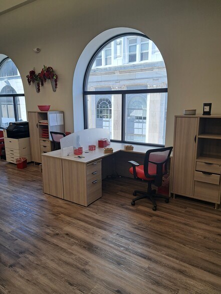 382 George St, New Brunswick, NJ for lease - Interior Photo - Image 3 of 9