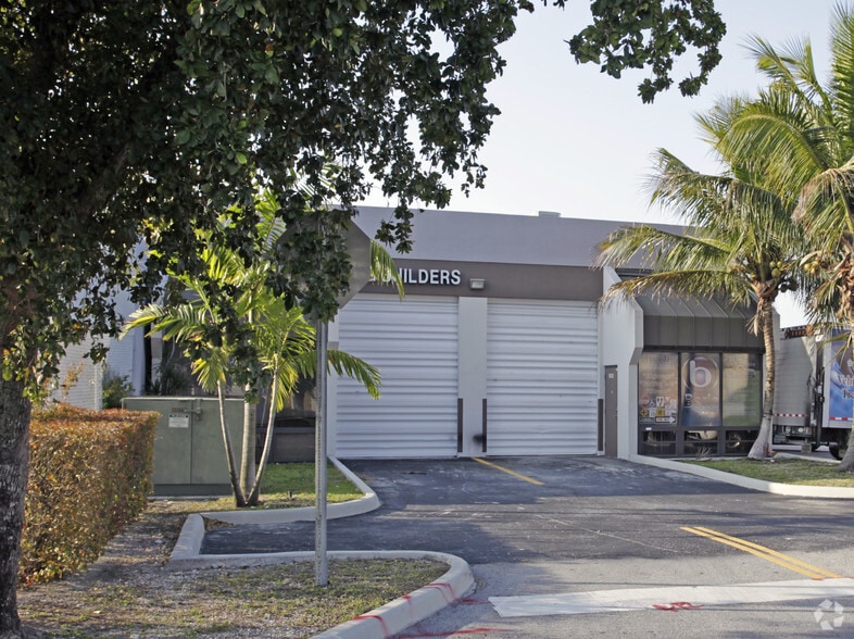 10852 SW 188th St, Cutler Bay, FL for lease - Building Photo - Image 2 of 7